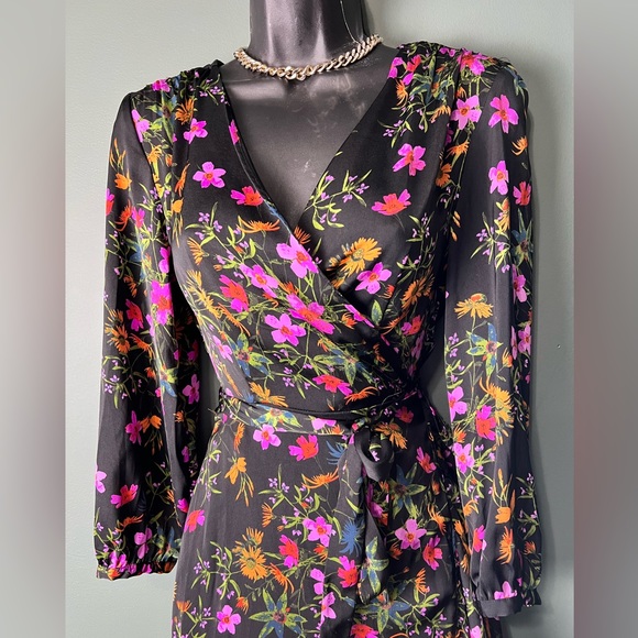 Floral midi wrap dress - Picture 2 of 5